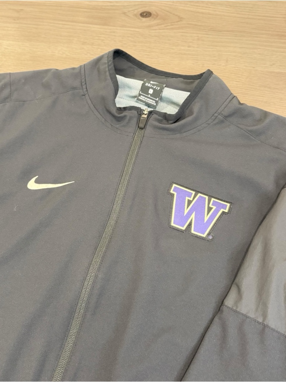 Washington Huskies Nike Black Dri-FIT Quarter-Zip Jacket